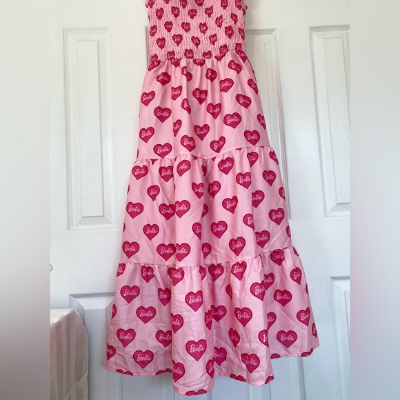 Women Barbie Valentine Heart Allover Print Sleeveless Smocking Pink Dress - Picture 8 of 9